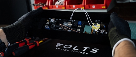 Отечественное производство на подъеме: Как VOLTS создает индустрию накопления электроэнергии в России
